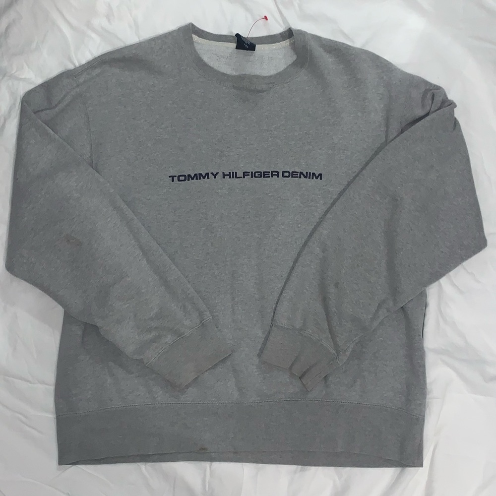 Tommy Hilfiger crewneck!